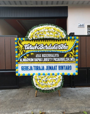 Papan Bunga Duka di Morotai Timur
